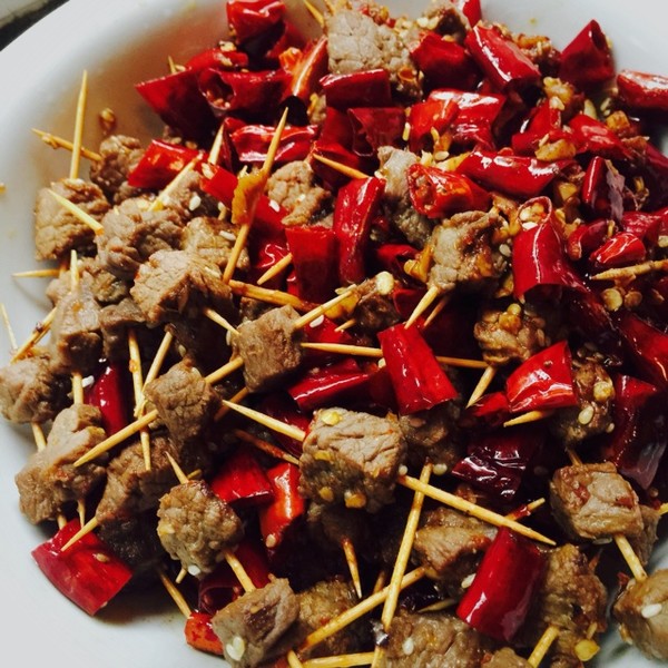 鱼包韭菜做法：五星级大厨教你打造家常美食